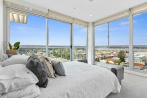 Panoramic Paradise in Glenelg